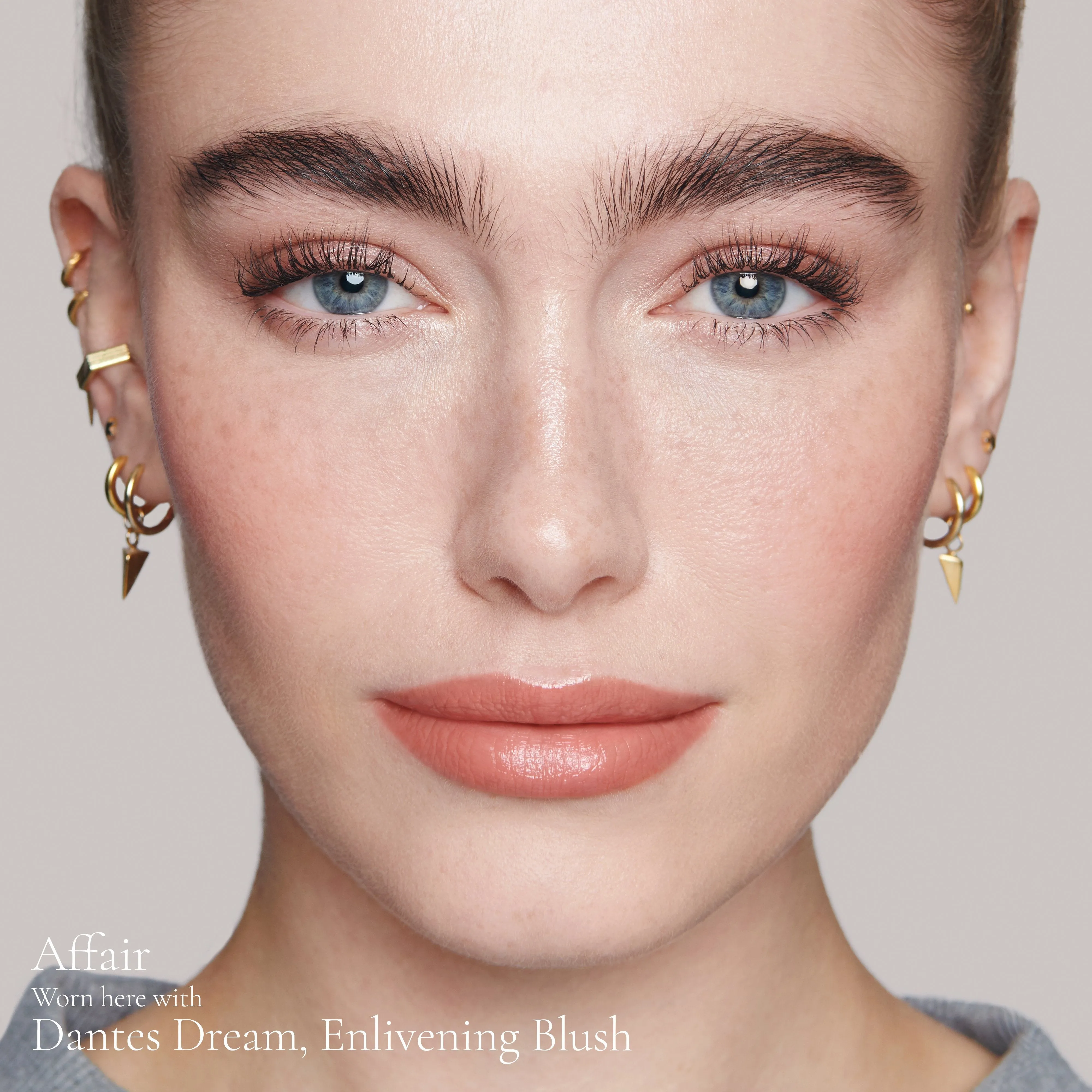Affair (Gloss Embrace Lip Gloss)