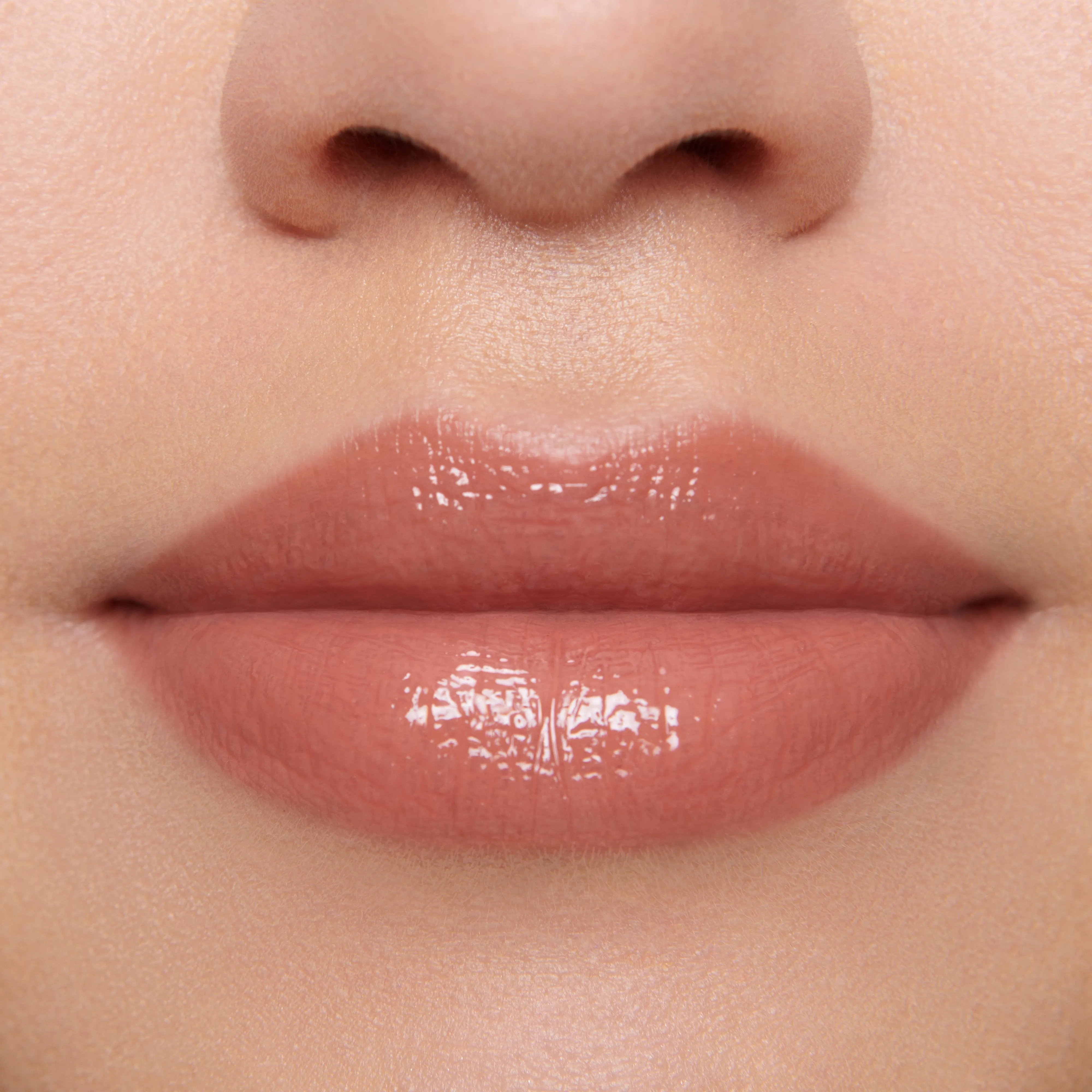 Affair (Gloss Embrace Lip Gloss)