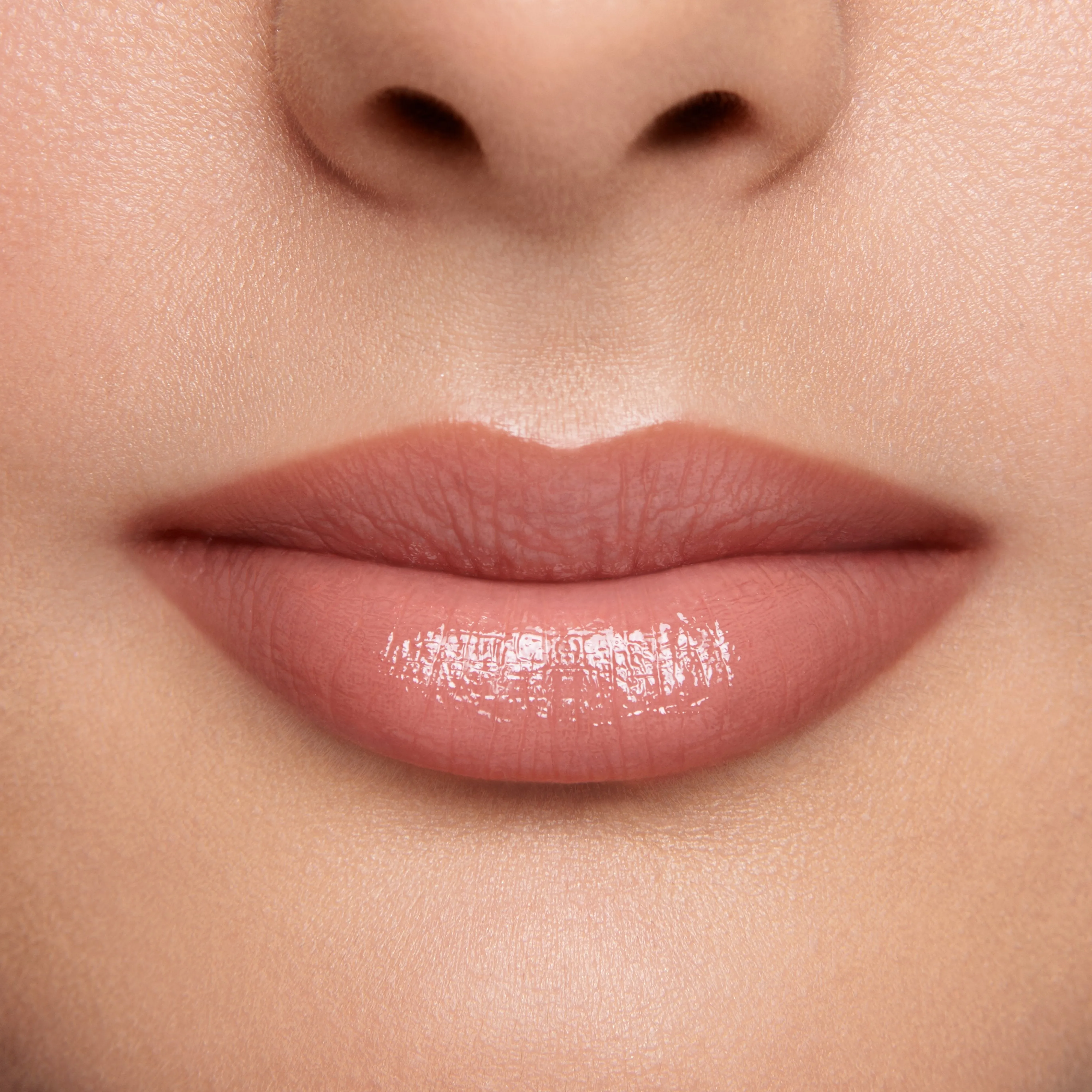 Affair (Gloss Embrace Lip Gloss)