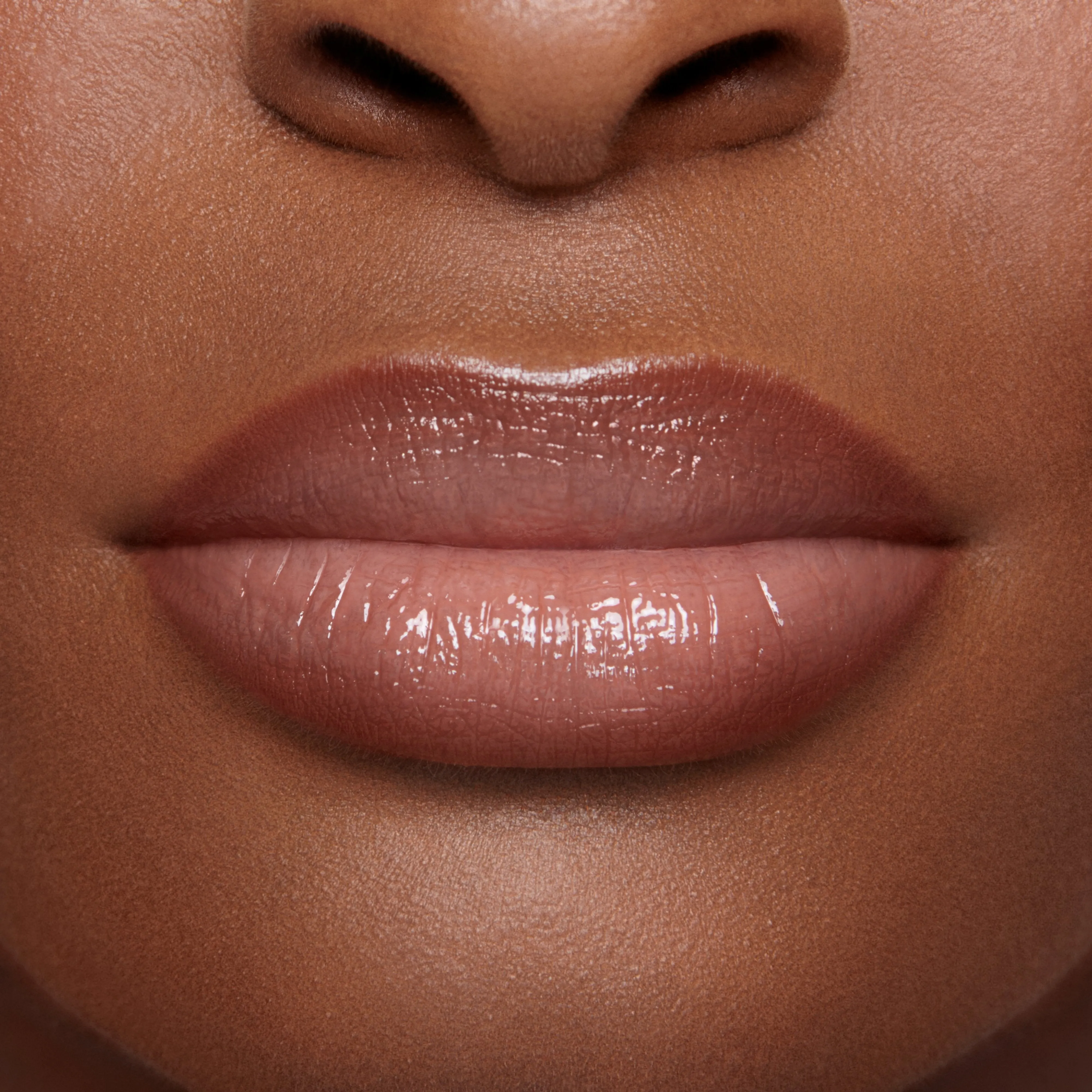 Affair (Gloss Embrace Lip Gloss)