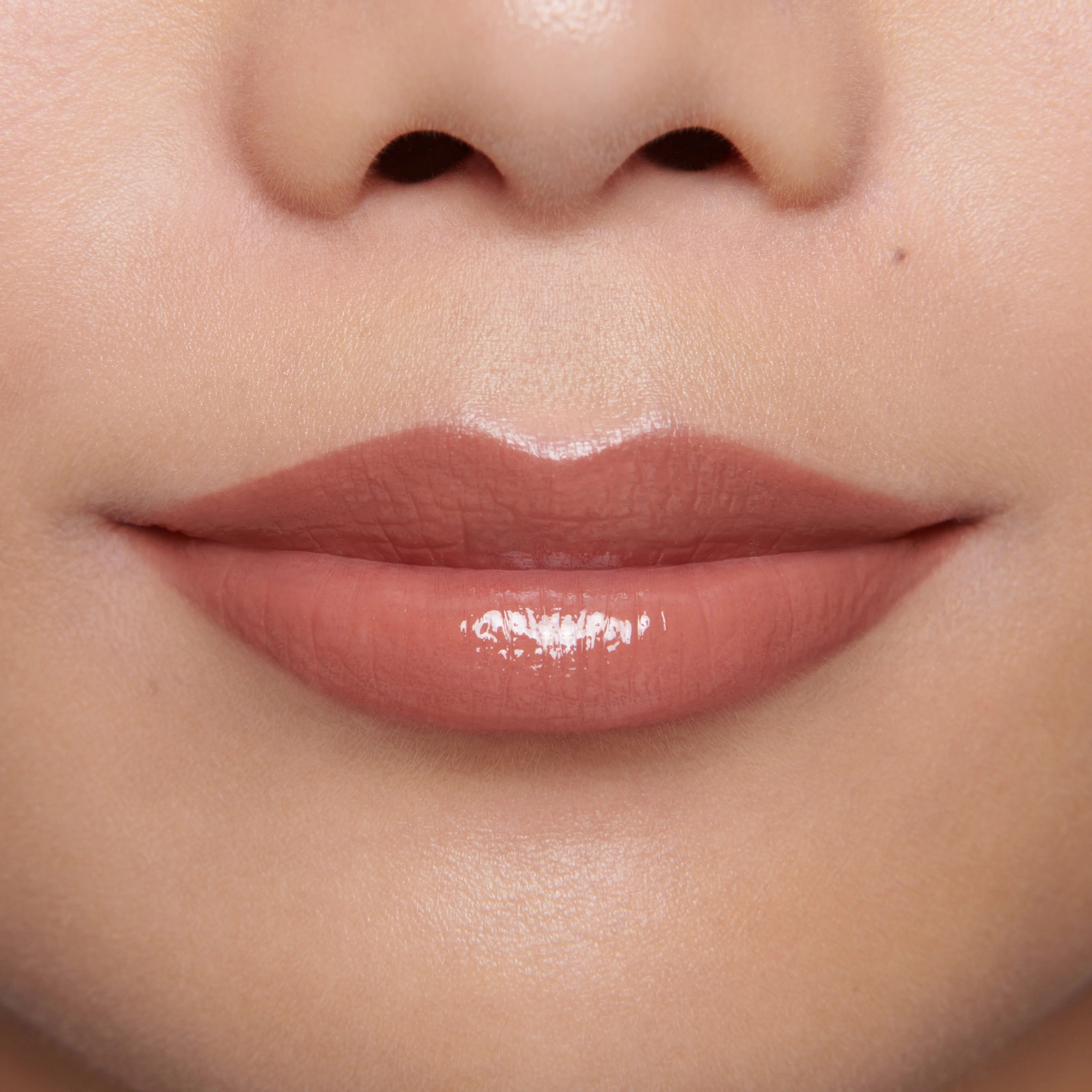 Affair (Gloss Embrace Lip Gloss)
