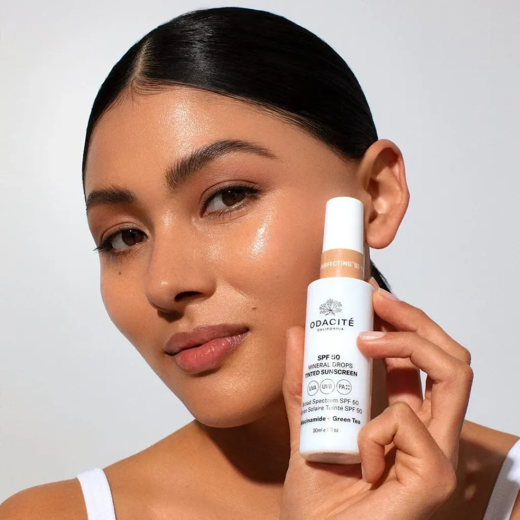 Flex-Perfecting  SPF50 Tinted Sunscreen