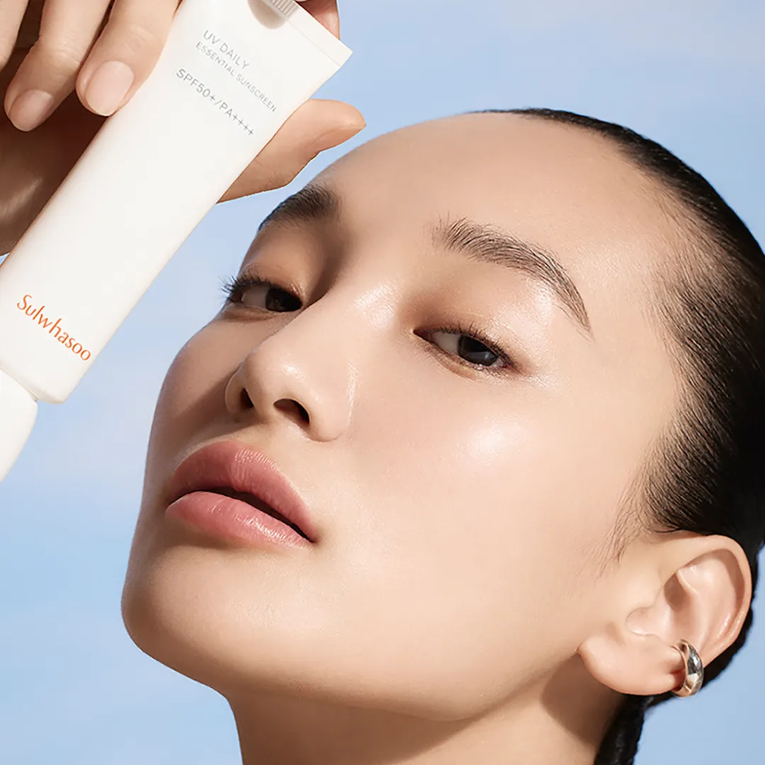 UV Daily Essential Sunscreen (SPF50  PA    ) - 50 ml